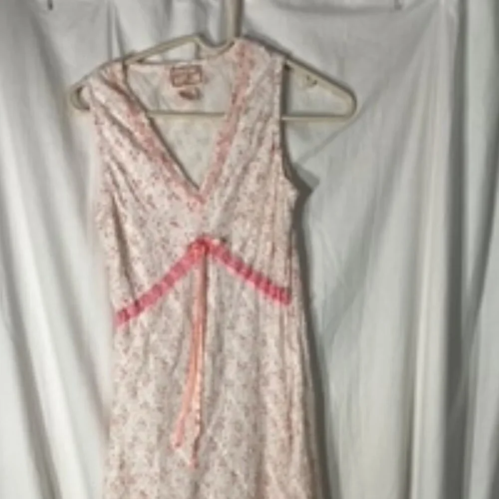 April Cornell nitie - Picture 3 of 5